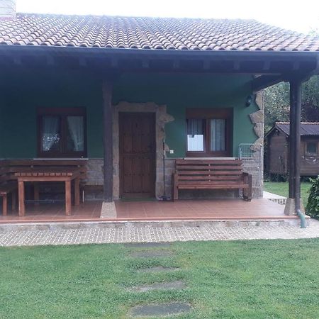 Coviellador Cangas de Onís Hostal Exterior foto