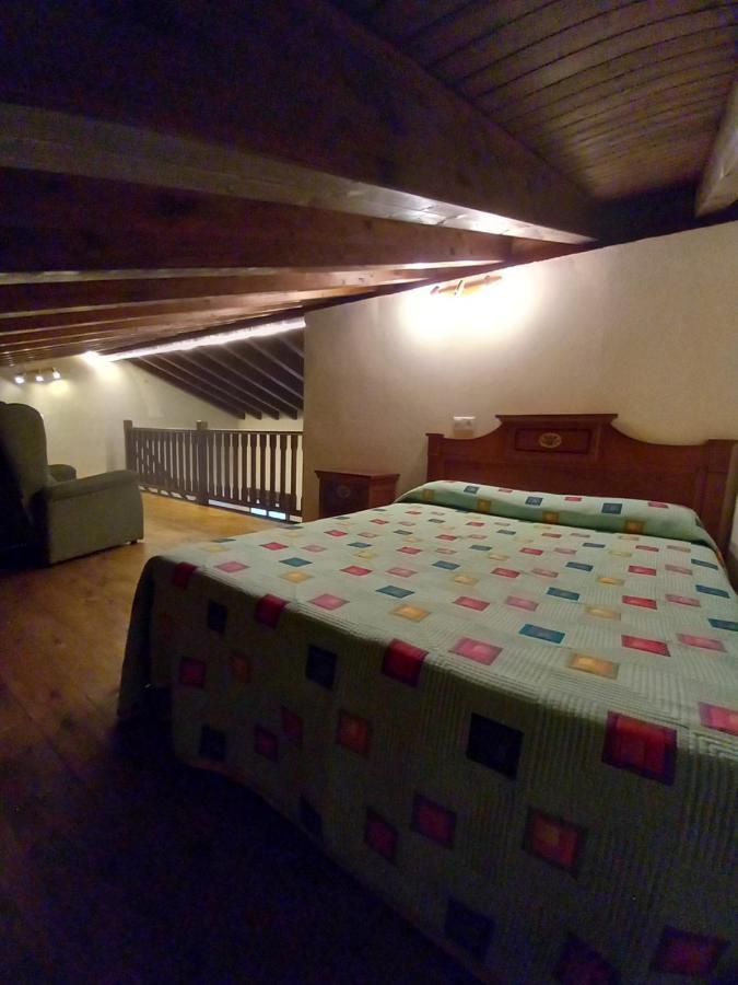 Coviellador Cangas de Onís Hostal Exterior foto
