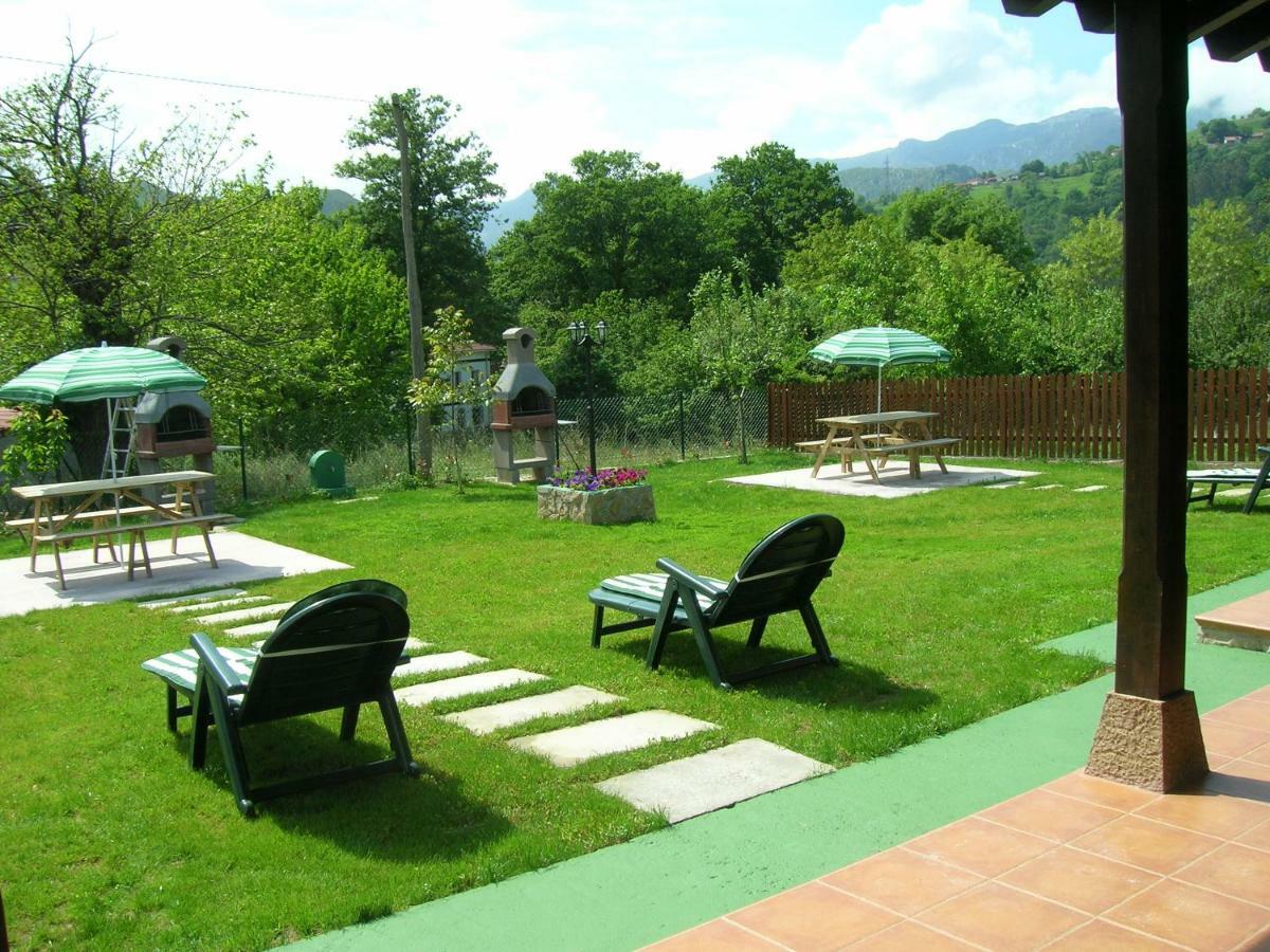 Coviellador Cangas de Onís Hostal Exterior foto
